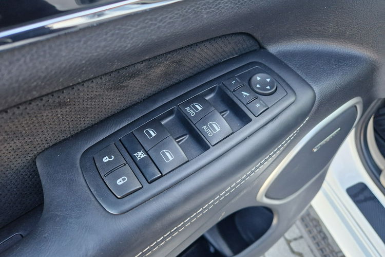 Jeep Grand Cherokee Stylizacja SRT Jedyny taki w Polsce GAZ H/K Szyber Kamera Gwarancja zdjęcie 10