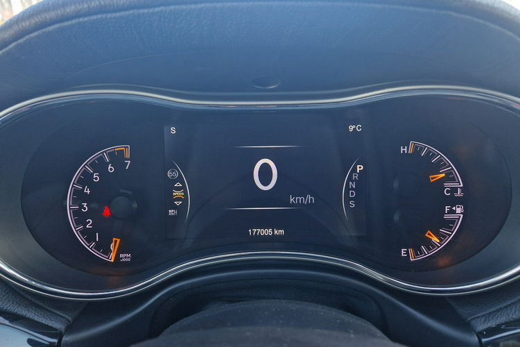 Jeep Grand Cherokee Stylizacja SRT Jedyny taki w Polsce GAZ H/K Szyber Kamera Gwarancja zdjęcie 16