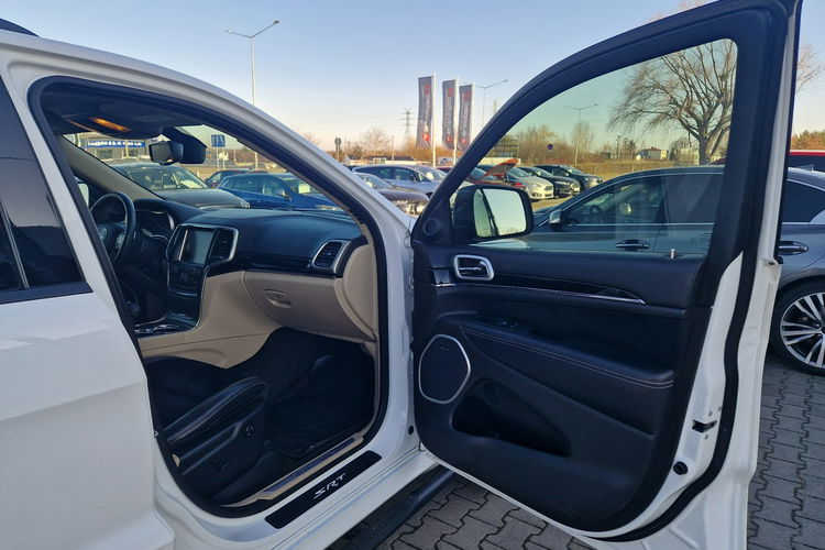 Jeep Grand Cherokee Stylizacja SRT Jedyny taki w Polsce GAZ H/K Szyber Kamera Gwarancja zdjęcie 30
