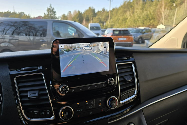 Ford Tourneo Custom 2.0 TDCi 185KM Titanium / Automat / Salon PL I-właściciel zdjęcie 24