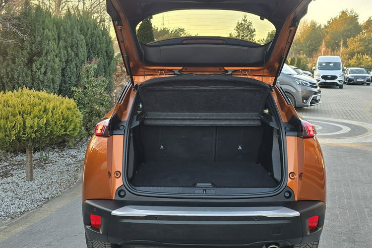 Peugeot 2008 1.5 BlueHDi Allure S&S / Bezwypadkowy / zdjęcie 14