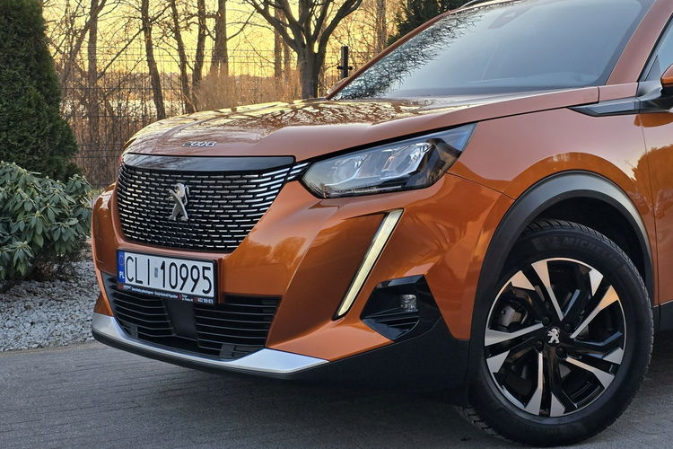 Peugeot 2008 1.5 BlueHDi Allure S&S / Bezwypadkowy / zdjęcie 18