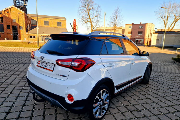 Hyundai i20 Activ. AUTOMAT. Kamera cofania. Navigacja. Radar zdjęcie 2