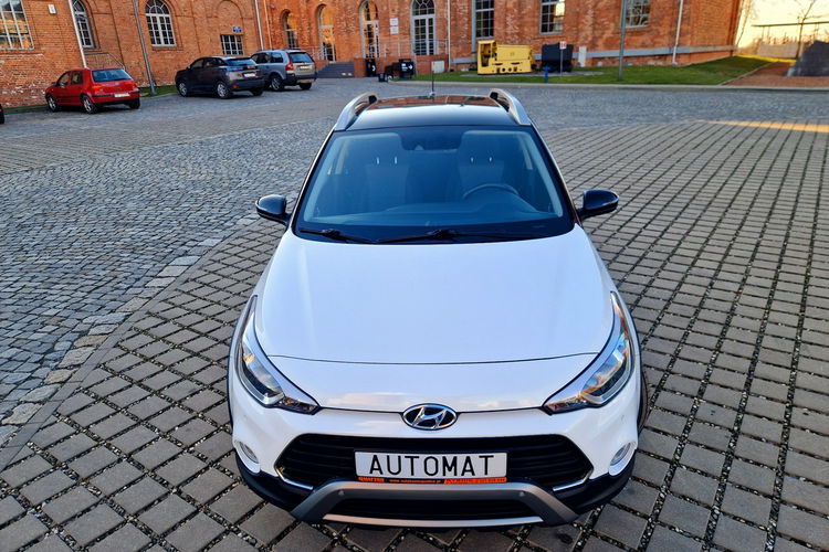 Hyundai i20 Activ. AUTOMAT. Kamera cofania. Navigacja. Radar zdjęcie 25