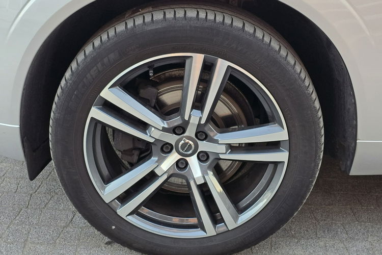 Volvo XC 60 B5 2.0 Benzyna 250KM Insciption / Bezwypadkowy / Fk-VAT zdjęcie 18