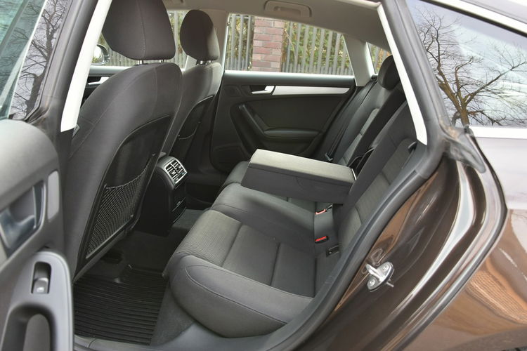 Audi A5 Sportback 1.8TFSi 160KM Manual 2010r. BiX LED 18" TEMPOMAT zdjęcie 11