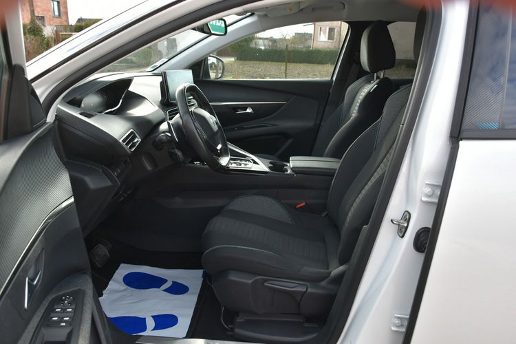 Peugeot 3008 1.5HDi 130KM Automat 2022r. lift Virtual NAVi Kamera TEMPOMAT Polecam zdjęcie 16