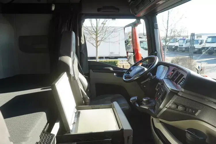 MAN TGX 26.510 / 2022 / NOWA Chłodnia Lamberet bitemperatura / Carrier Supra 1150 MT zdjęcie 27