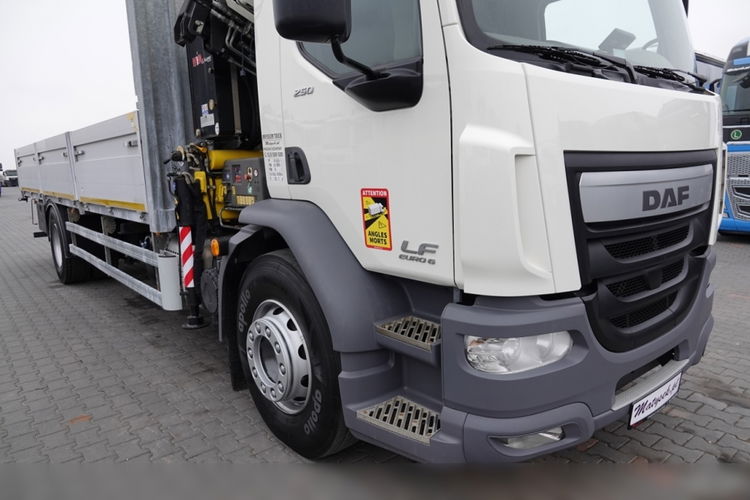 DAF LF 250 / 4X2 / SKRZYNIOWY - 7.30 + HDS HYVA HB 150XE3 / STEROWANIE RADIOWE / ROTATOR / MAX UDŹWIG: 5200 KG / EURO 6  zdjęcie 14