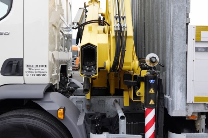 DAF LF 250 / 4X2 / SKRZYNIOWY - 7.30 + HDS HYVA HB 150XE3 / STEROWANIE RADIOWE / ROTATOR / MAX UDŹWIG: 5200 KG / EURO 6  zdjęcie 27