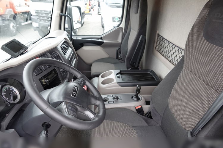 DAF LF 250 / 4X2 / SKRZYNIOWY - 7.30 + HDS HYVA HB 150XE3 / STEROWANIE RADIOWE / ROTATOR / MAX UDŹWIG: 5200 KG / EURO 6  zdjęcie 33