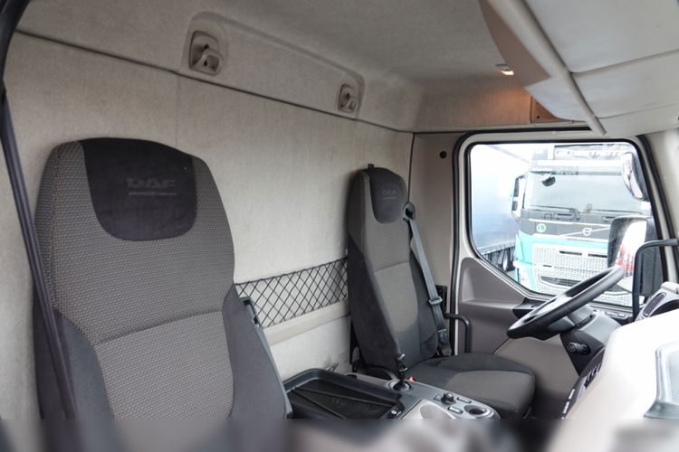 DAF LF 250 / 4X2 / SKRZYNIOWY - 7.30 + HDS HYVA HB 150XE3 / STEROWANIE RADIOWE / ROTATOR / MAX UDŹWIG: 5200 KG / EURO 6  zdjęcie 42