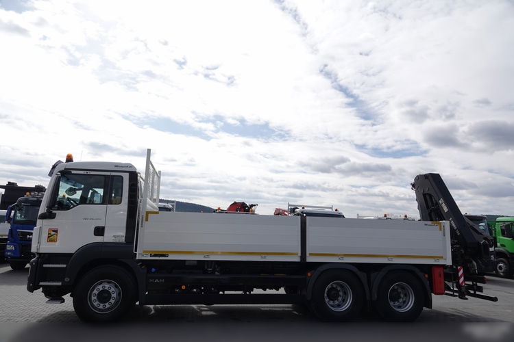 MAN TGS 26.320 / 6X4 / SKRZYNIOWY 6.5 M + HDS HIAB 188 BS-3 / MAX UDŹWIG: 5000 KG / STEROWANIE RADIOWE / ROTATOR / EURO 6  zdjęcie 16