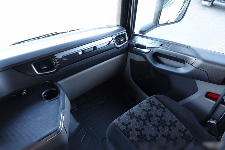 Scania S 450 / RETARDER / KLIMA POSTOJOWA / ALUFELGI / HYDRAULIKA / PO KONTRAKCIE SERWISOWYM  zdjęcie 32