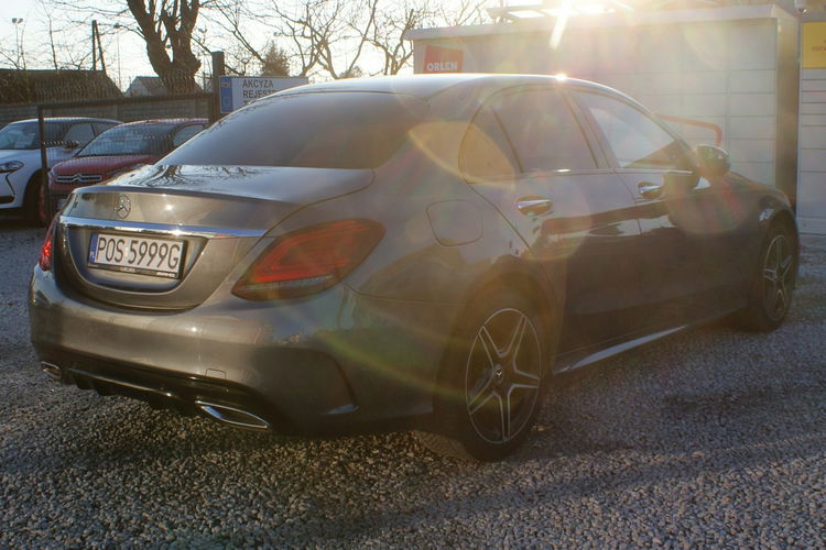 Mercedes C 200 AMG zdjęcie 4