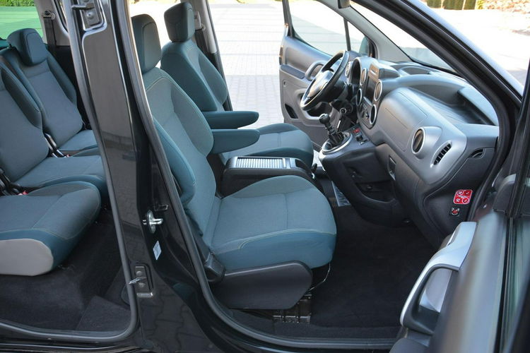 Citroen Berlingo 1.6HDI (120KM) Multispace Lift duża Navi Kamera Parktronic Hak aso zdjęcie 17