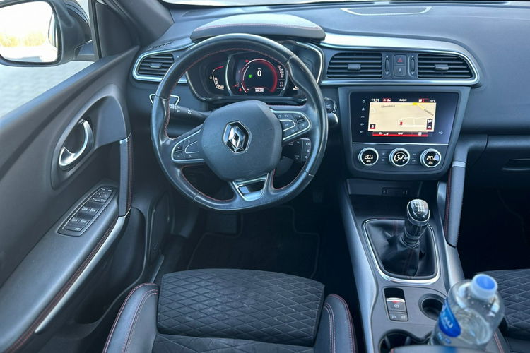 Kadjar Faktura VAT 23% Renault Kadjar 1.3 TCE BLACK EDITION zdjęcie 16