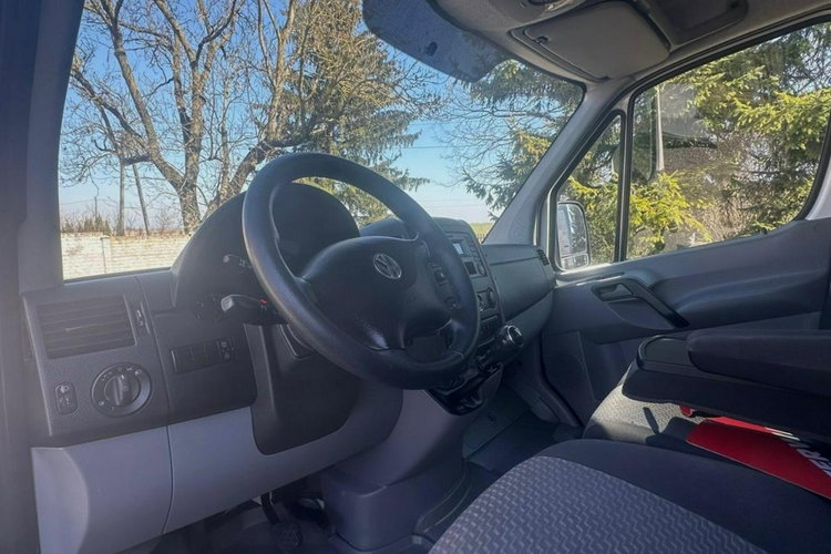 Volkswagen Crafter 2.0 165KM 2014 L2H2 3.5t na haku Tempomat 233 tys. km zdjęcie 9