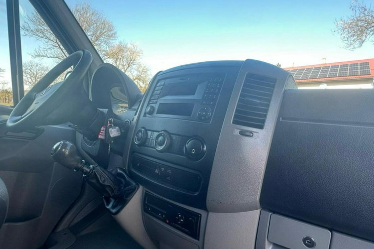 Volkswagen Crafter 2.0 165KM 2014 L2H2 3.5t na haku Tempomat 233 tys. km zdjęcie 16