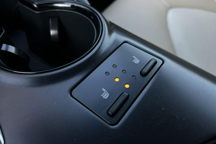 Toyota Camry 2.5 HSD 218KM COMFORT BUSINESS, salon Polska, gwarancja, FV23% zdjęcie 21