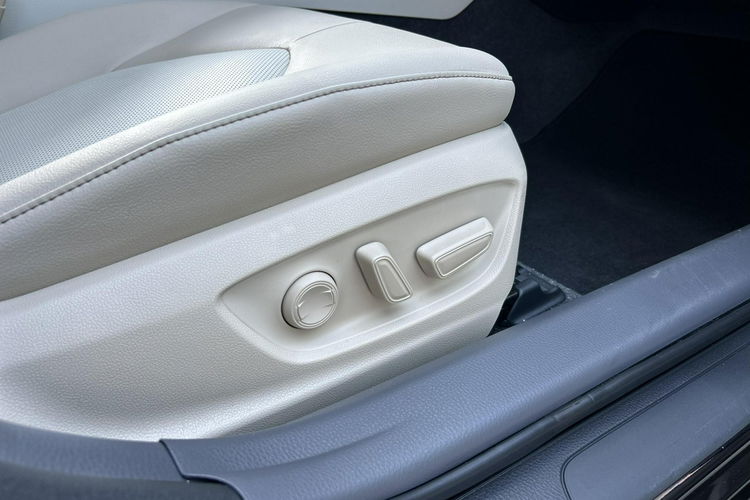 Toyota Camry 2.5 HSD 218KM COMFORT BUSINESS, salon Polska, gwarancja, FV23% zdjęcie 24