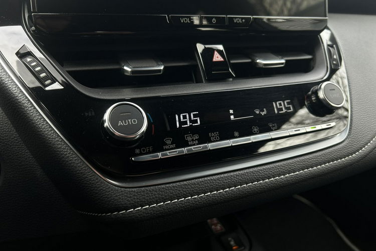 Toyota Corolla TS 1.8 HSD 140KM COMFORT TECH, salon Polska, gwarancja, FV23% zdjęcie 18