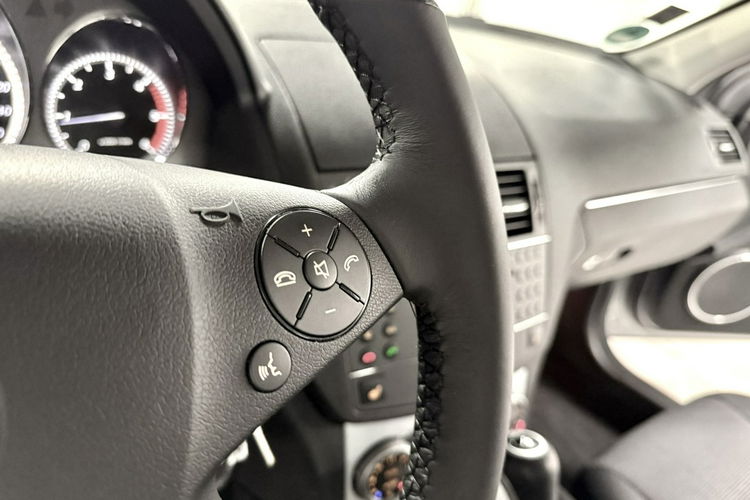 Mercedes C 220 2.2 170KM Automat Avantgarde Navi BXenon Pełna historia serwis NIEMIEC zdjęcie 21