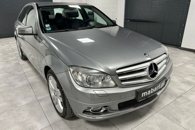 Mercedes C 220 2.2 170KM Automat Avantgarde Navi BXenon Pełna historia serwis NIEMIEC zdjęcie 4