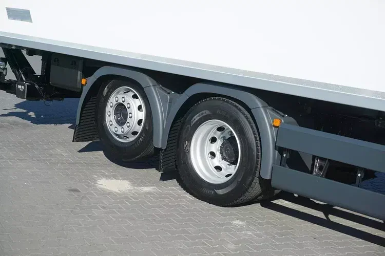 MAN TGS / 26.330 / E 6 / ACC / CHŁODNIA + WINDA / 20 PALET / ŁAD. 14 575 KG zdjęcie 26