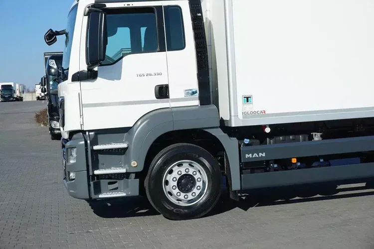 MAN TGS / 26.330 / E 6 / ACC / CHŁODNIA + WINDA / 20 PALET / ŁAD. 14 575 KG zdjęcie 31