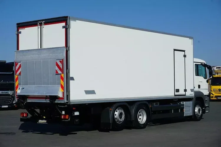 MAN TGS / 26.330 / E 6 / ACC / CHŁODNIA + WINDA / 20 PALET / ŁAD. 14 575 KG zdjęcie 6