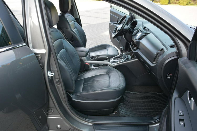 Kia Sportage 4x4 Panorama Xenon Ledy Navi Kamera Skóry Park Assist zdjęcie 13