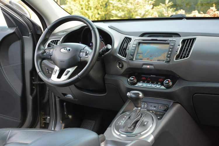 Kia Sportage 4x4 Panorama Xenon Ledy Navi Kamera Skóry Park Assist zdjęcie 16