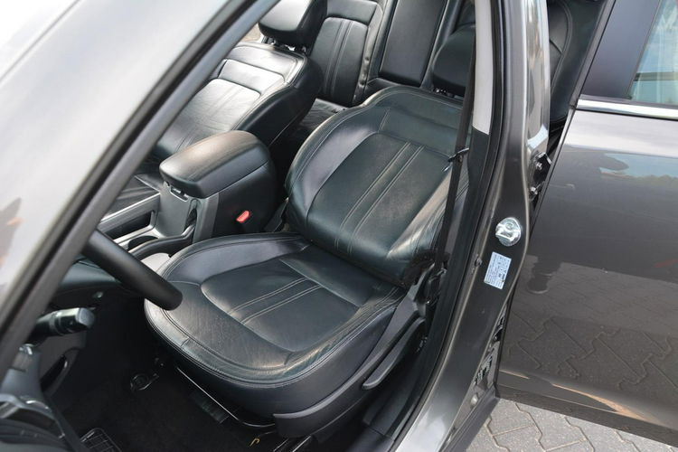 Kia Sportage 4x4 Panorama Xenon Ledy Navi Kamera Skóry Park Assist zdjęcie 19