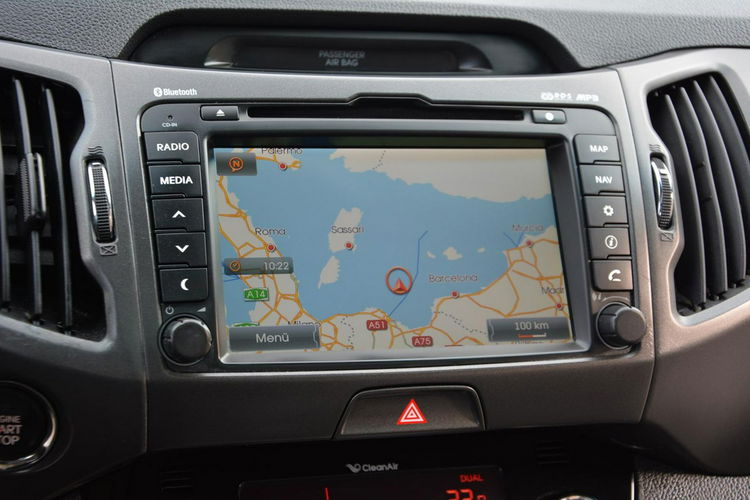 Kia Sportage 4x4 Panorama Xenon Ledy Navi Kamera Skóry Park Assist zdjęcie 24