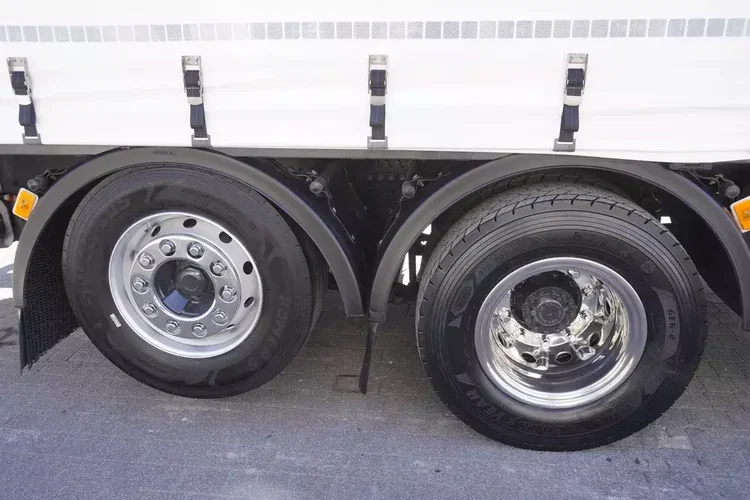 Volvo FH 500 XXL / Firanka / 290 tys. km / Oś skrętna zdjęcie 10