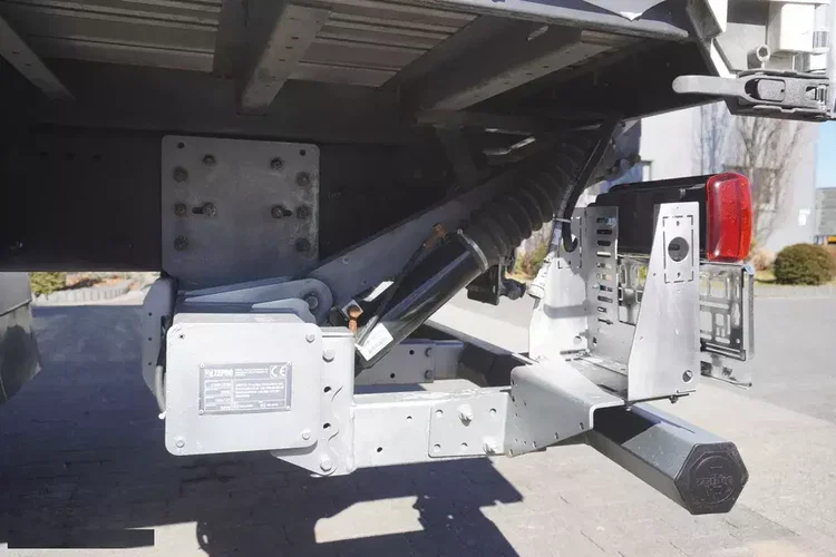 Volvo FH 500 XXL / Firanka / 290 tys. km / Oś skrętna zdjęcie 13