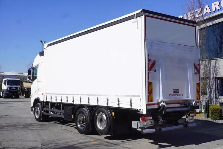 Volvo FH 500 XXL / Firanka / 290 tys. km / Oś skrętna zdjęcie 3