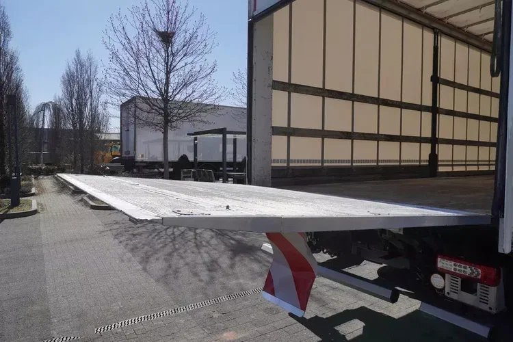 Volvo FH 500 XXL / Firanka / 290 tys. km / Oś skrętna zdjęcie 30