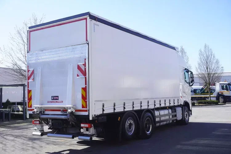 Volvo FH 500 XXL / Firanka / 290 tys. km / Oś skrętna zdjęcie 6