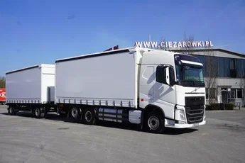Volvo FH 500 XXL / Firanka / 290 tys. km / Oś skrętna / przyczepa Schwarzmüller