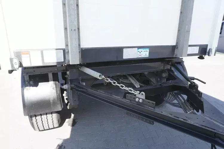 Volvo FH 500 XXL / Firanka / 290 tys. km / Oś skrętna / przyczepa Schwarzmüller zdjęcie 13