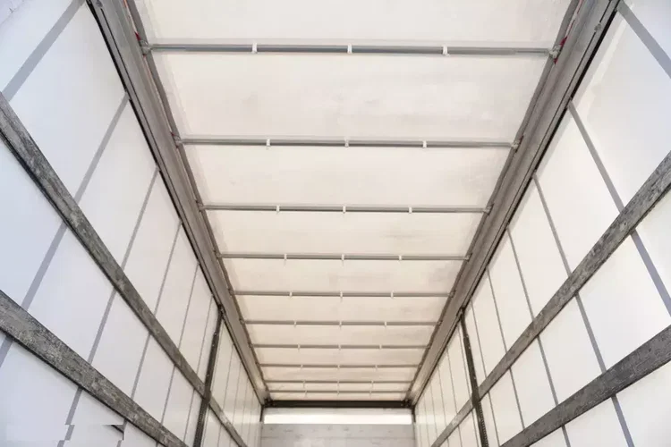 Volvo FH 500 XXL / Firanka / 290 tys. km / Oś skrętna / przyczepa Schwarzmüller zdjęcie 20