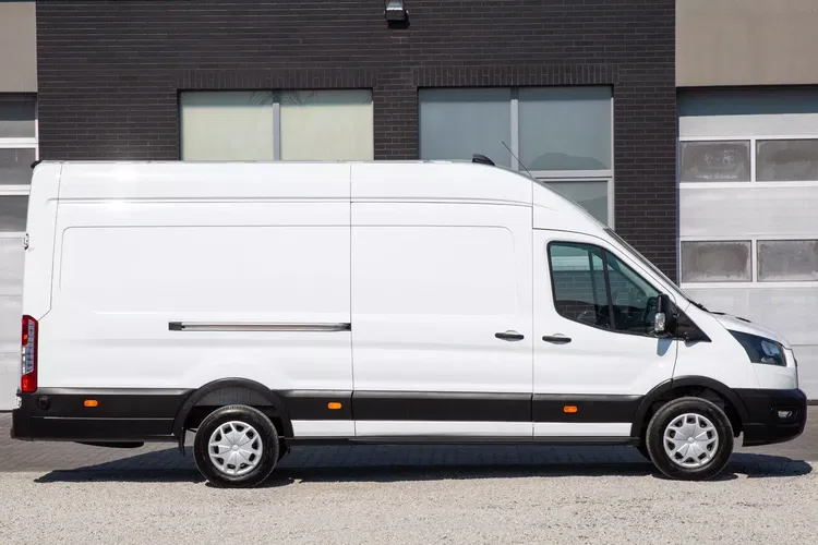 Ford Transit JUMBO L4H3 Maxi rej.2024 NOWY MODEL zdjęcie 4