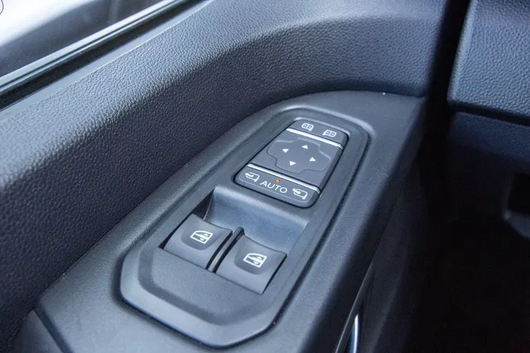 Renault trafic zdjęcie 32