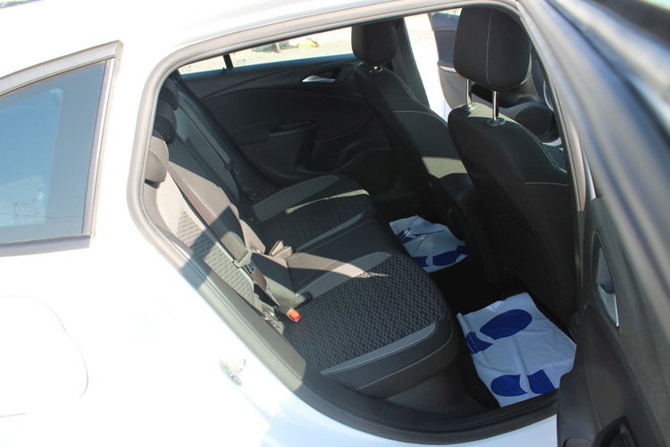 Opel Astra 1.2T 145HP F-vat Salon Polska zdjęcie 25