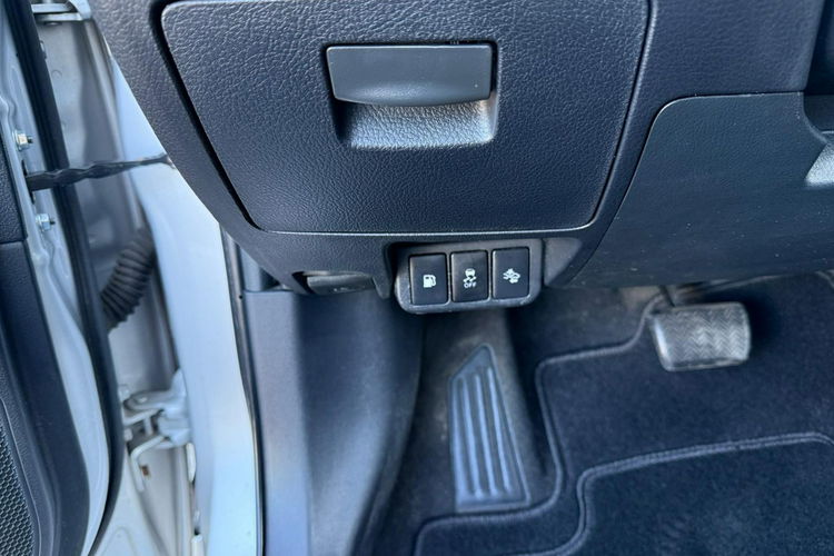 Toyota Avensis automat, navi, kamera, gwarancja zdjęcie 27