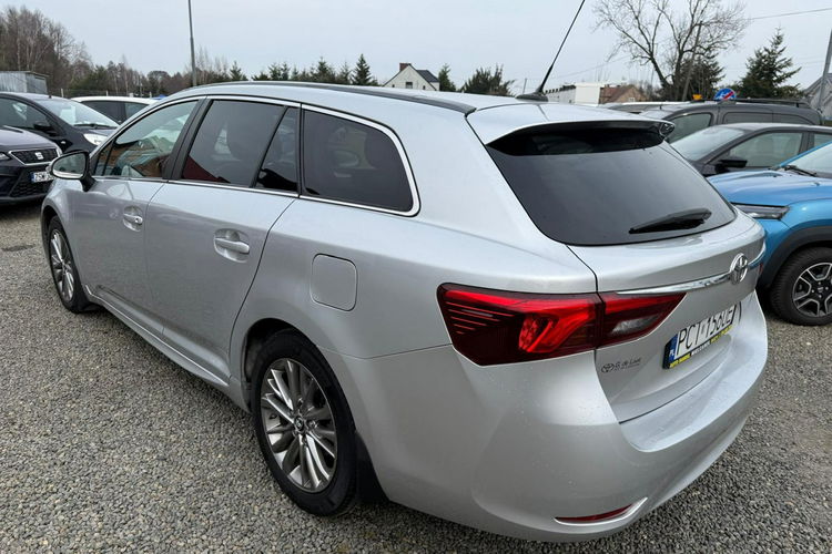 Toyota Avensis automat, navi, kamera, gwarancja zdjęcie 4