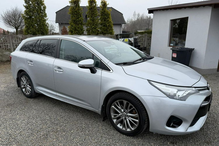 Toyota Avensis automat, navi, kamera, gwarancja zdjęcie 9