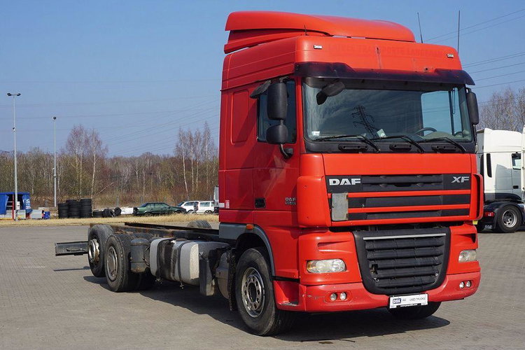DAF FAR XF 105 zdjęcie 2